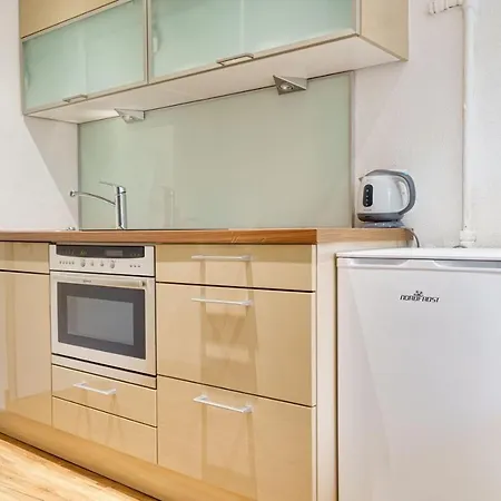 Micro Minimum 30 Days Apartman